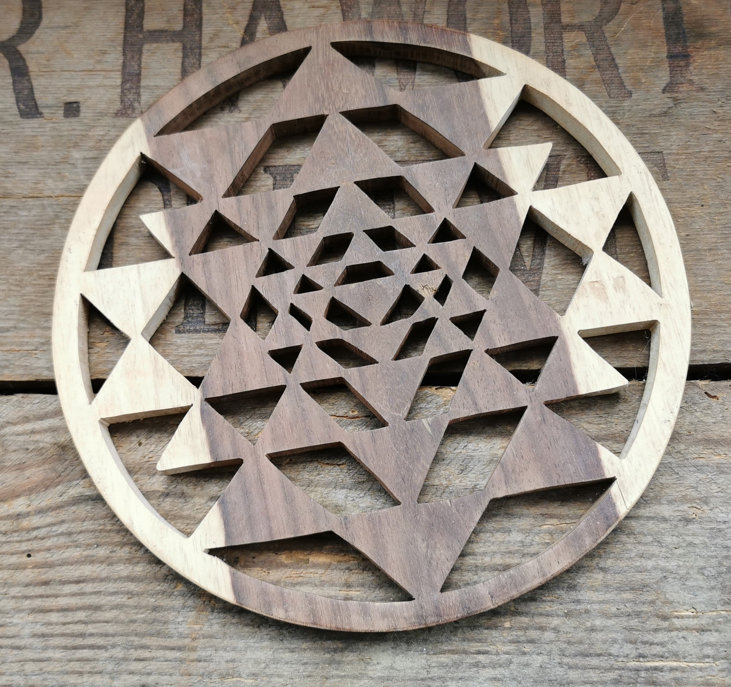 Ref.MD0009 - Sri Yantra