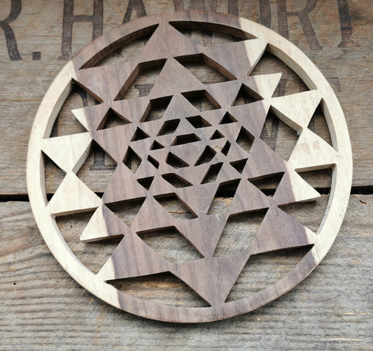 Ref.MD0009 - Sri Yantra