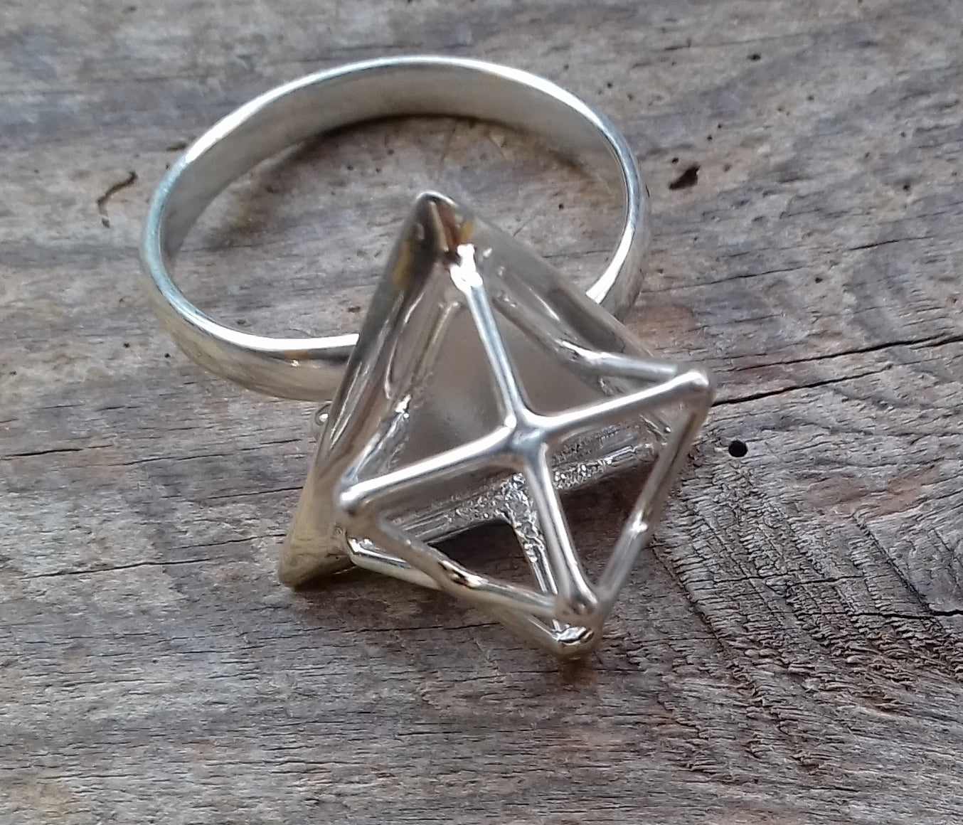 Ref.RG0006 - 3D Star Tetrahedron