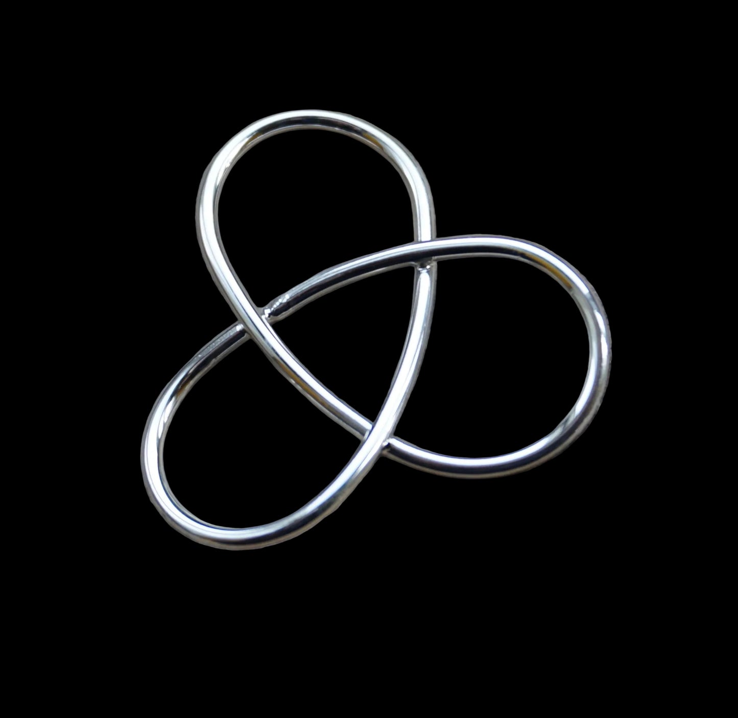 Ref.SM0045 - Triquetra