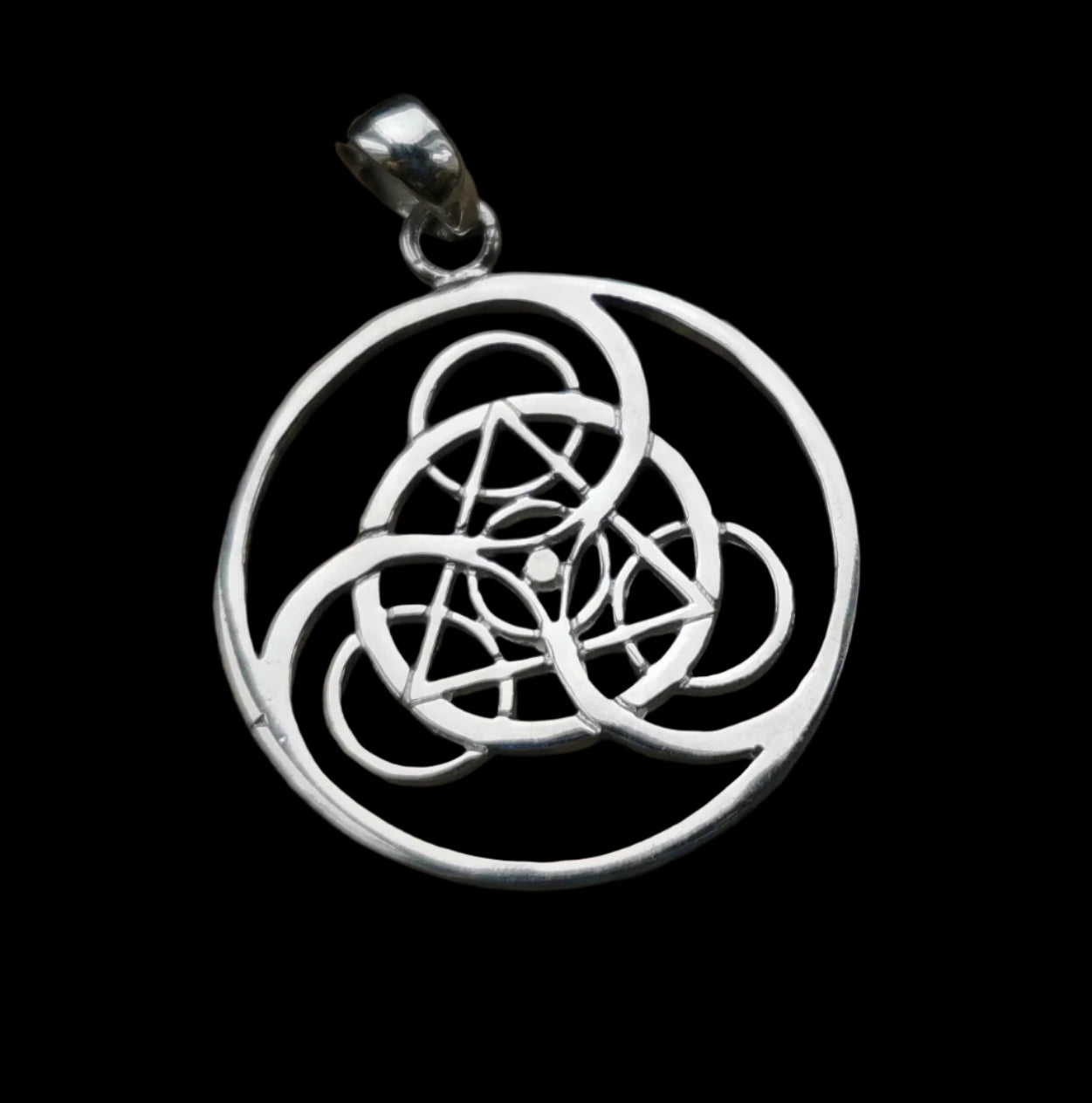 Ref.SM0051 - Penta Mandala / Triskele Vortex