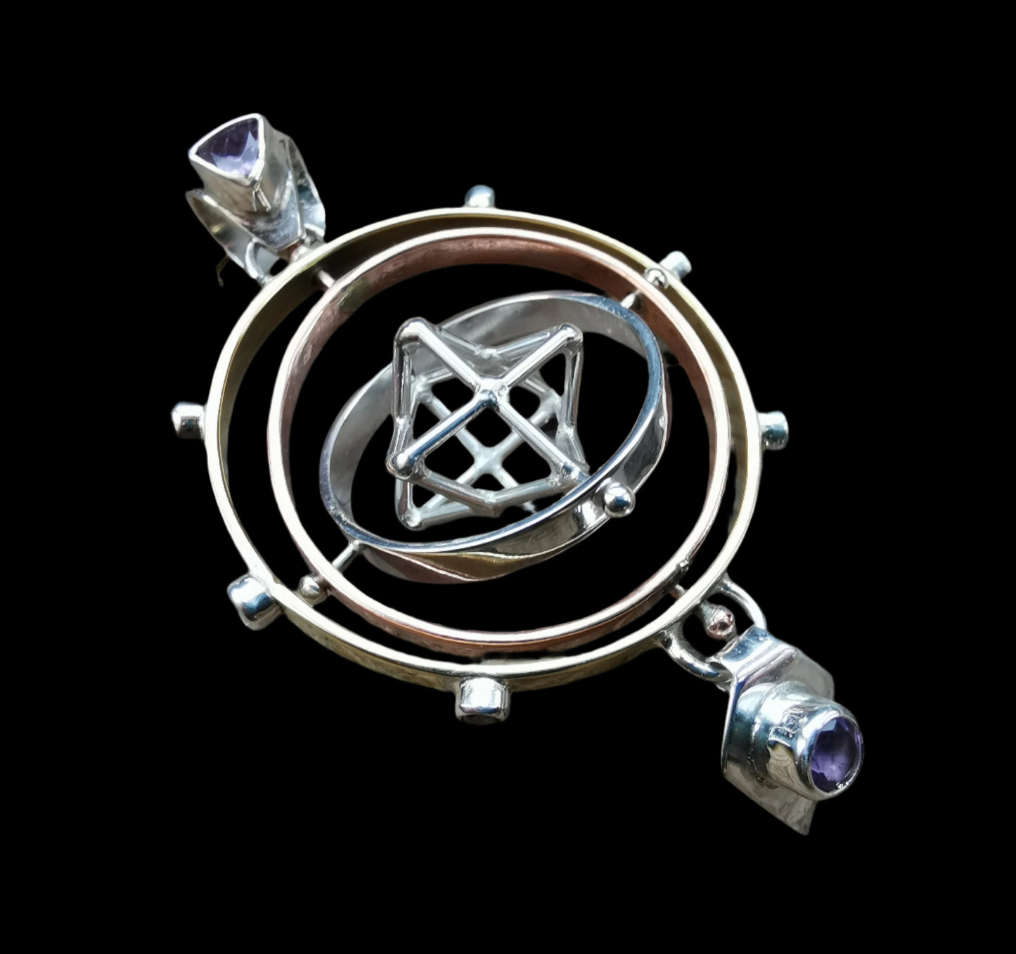 Ref.SP0067 - Star tetrahedron w/amethyst, aka OMNI Protect