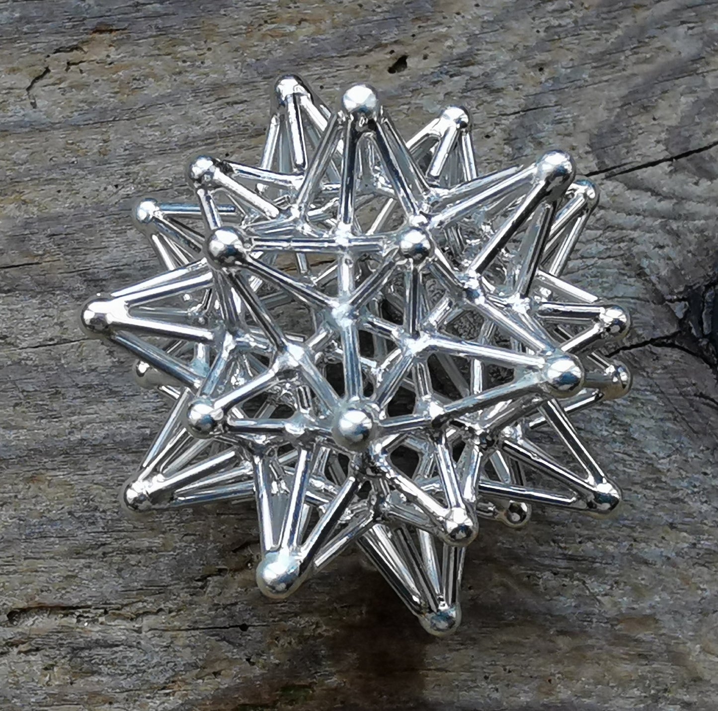 Ref.SP0153 - Iconic Aqua Star (Stellated Buckyball)