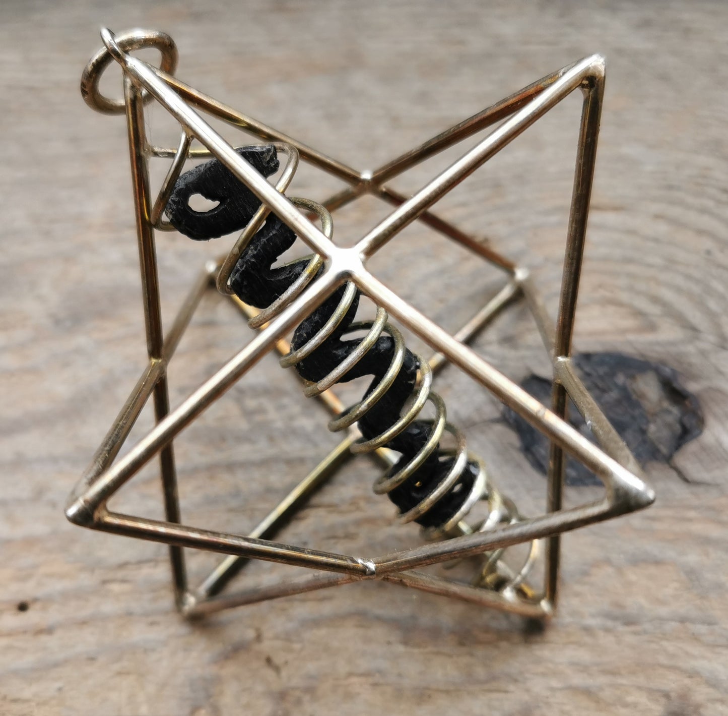 Ref.ST0082 - Star Tetrahedron w/dna helix & wood snake