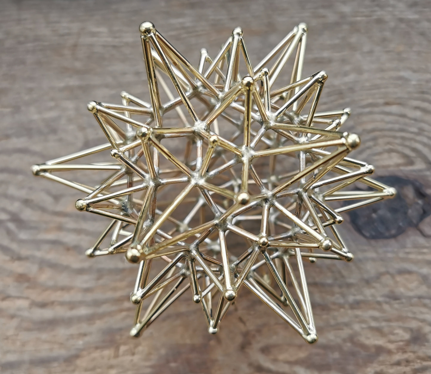 Ref.SZ0036 - Embryonic Aqua Solar Star