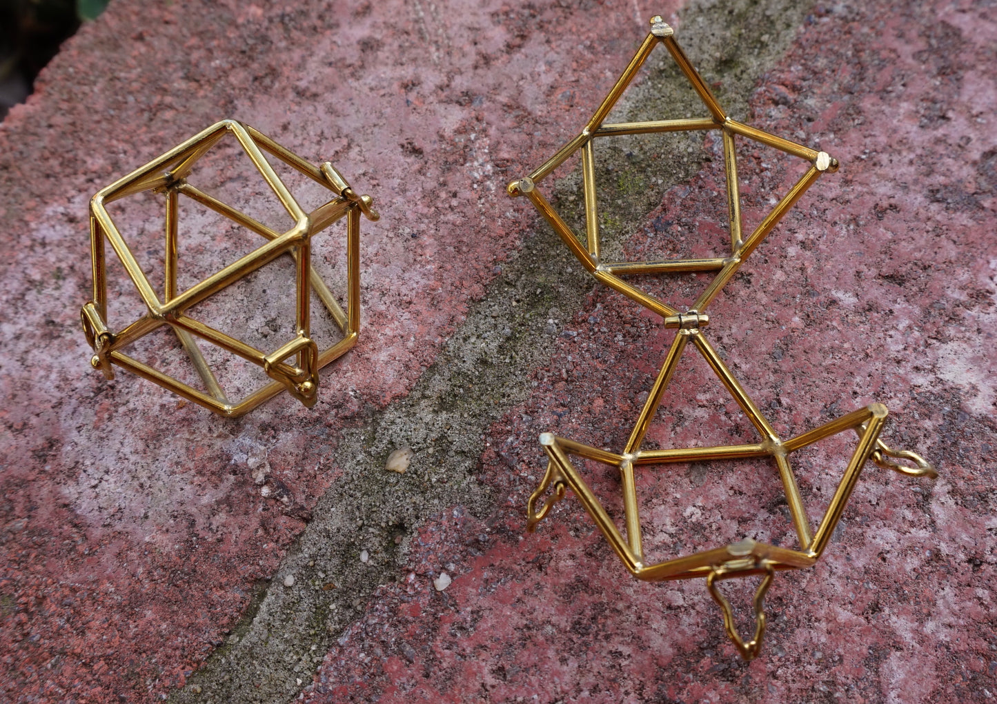 Ref.SZ0050 - Cuboctahedron Hinger