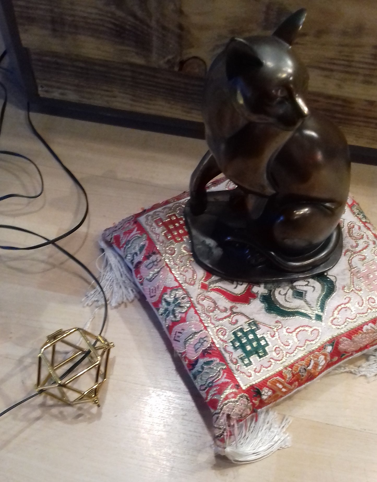 Ref.SZ0061 - Cuboctahedron Hinger