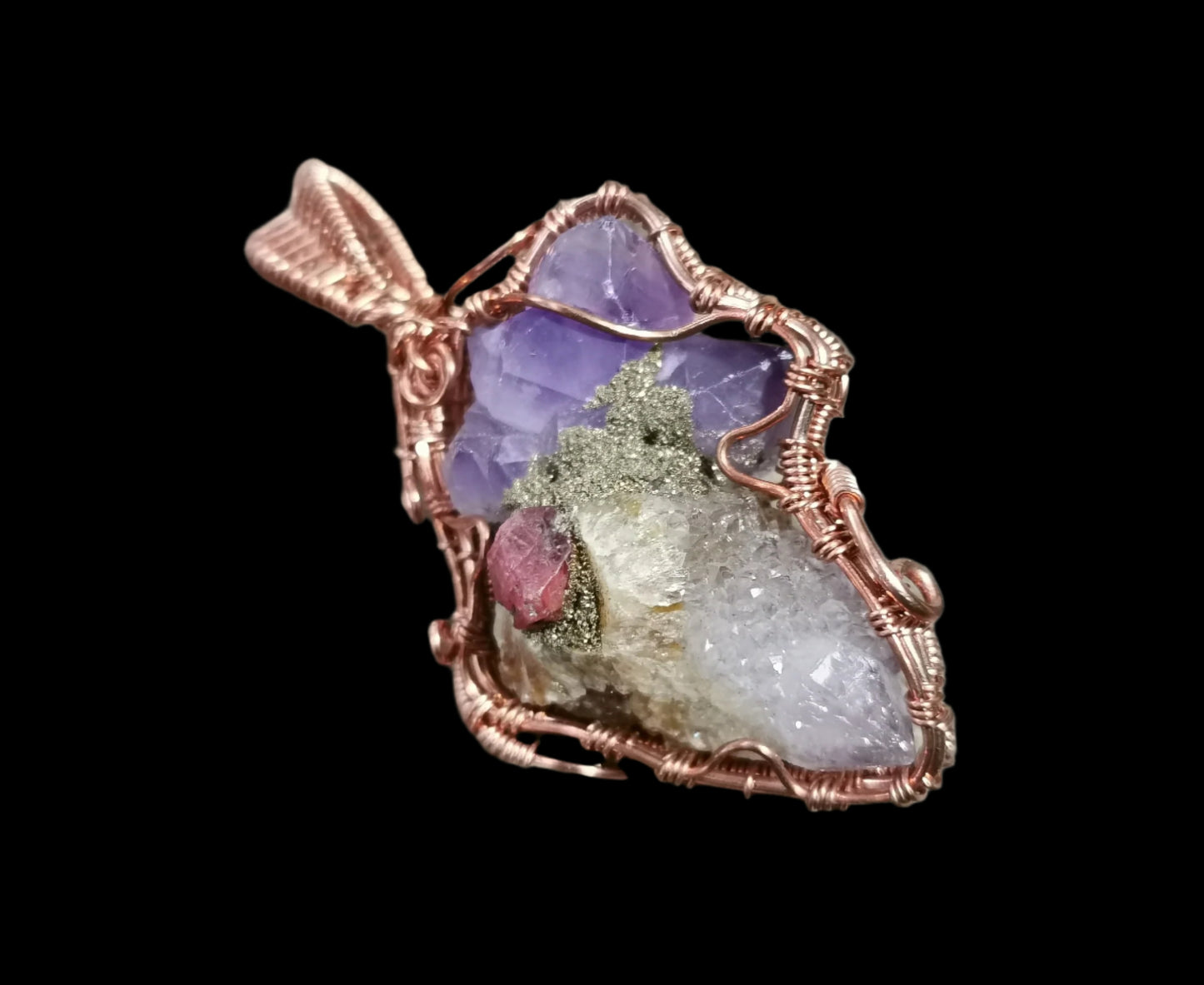 Ref.WW0073 - Amethyst/Ruby/Spirit quartz