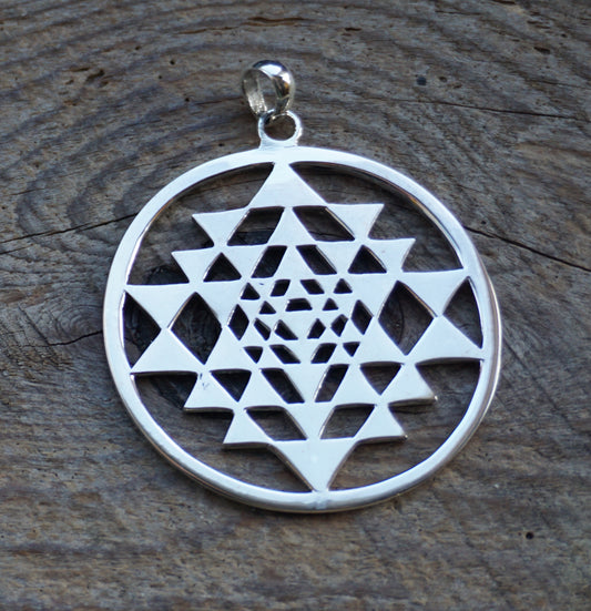 Ref.SM0013 - Sri Yantra