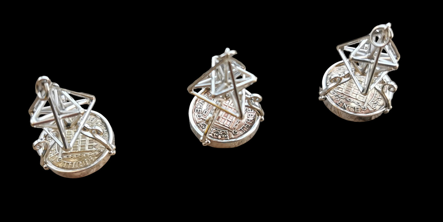 Ref.SP0265 - Hyper Tetrahedron stand