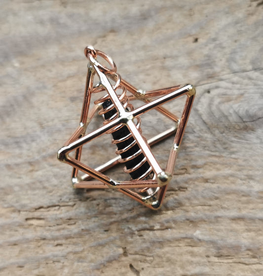 Ref.SP0281 - Star Tetrahedron w/gemstone in dna helix