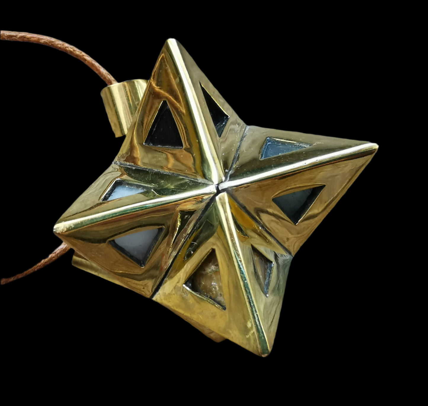 Ref.SP0310 - Tantric Star w/ crystals