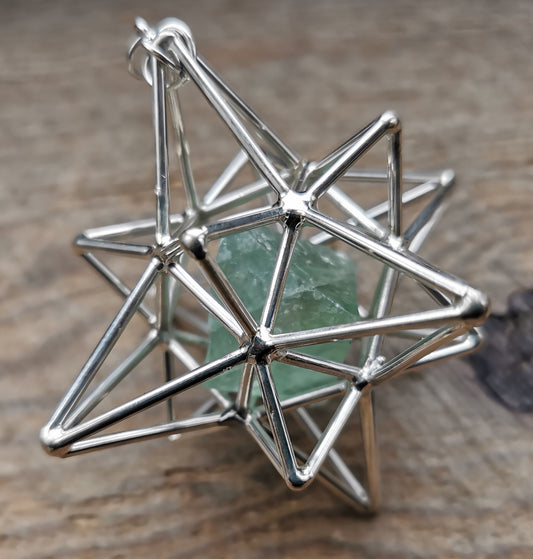Ref.SP0254 - Heart Star w/ crystal [fluorite]