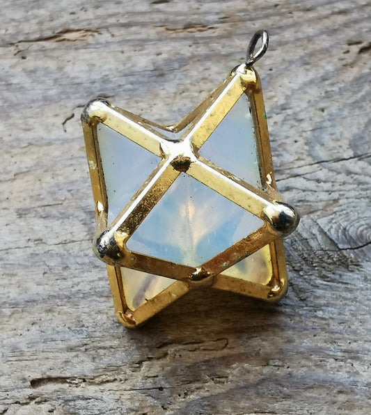 Ref.SP0261 - Star Tetrahedron w/ crystal [opalite]