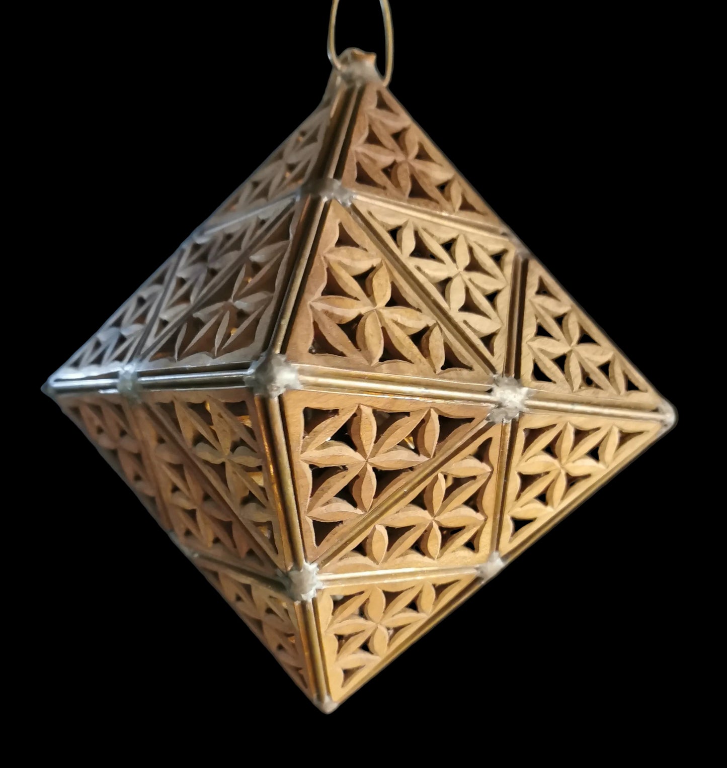 Ref.ST0134 - Prana Sphere with Creation Mandala pattern lamp