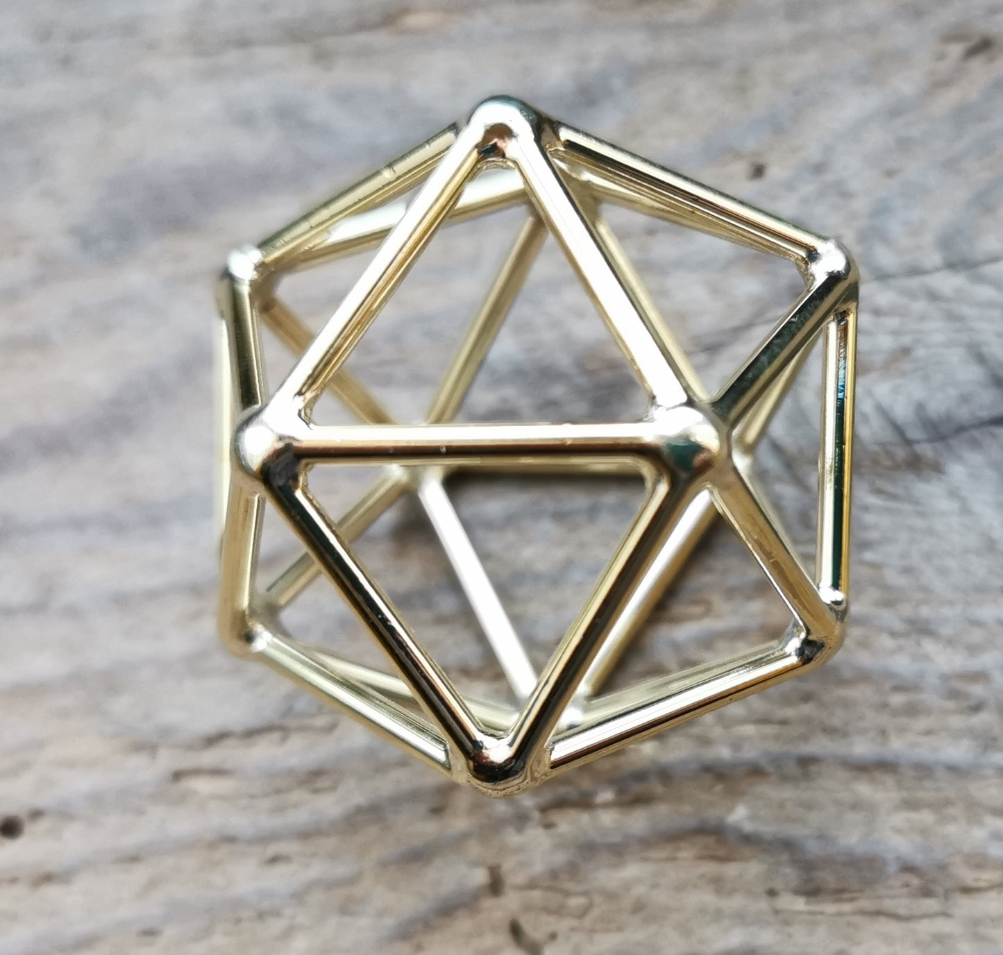 Ref.SZ0107 - Icosahedron