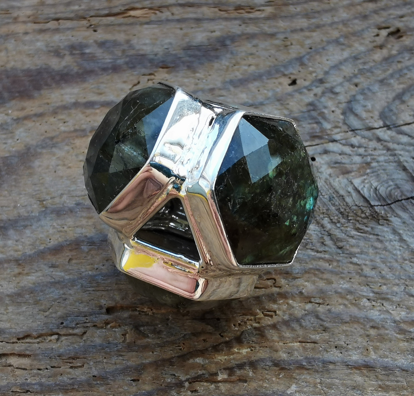 Ref.SZ0144 - Iconic Pyra Sphere