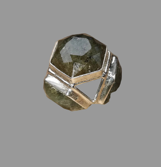 Ref.SZ0144 - Iconic Pyra Sphere