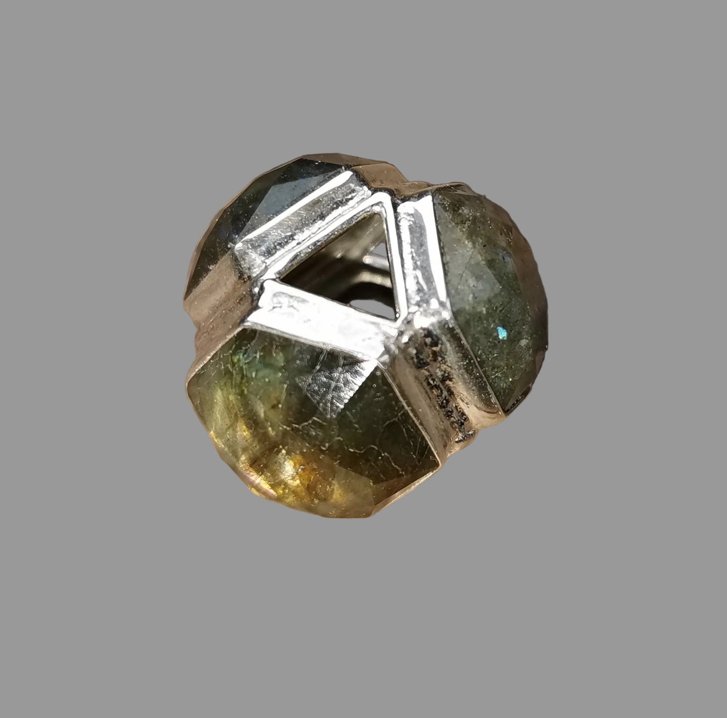 Ref.SZ0144 - Iconic Pyra Sphere