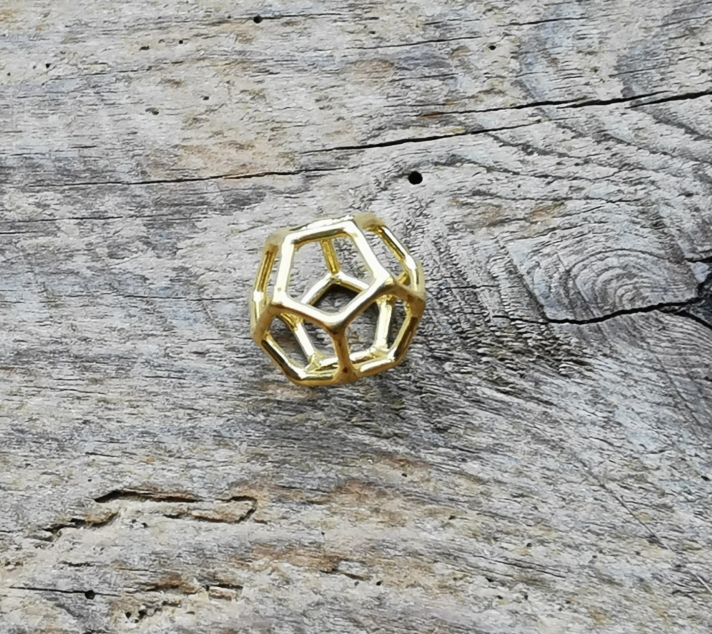 Ref.SZ0148 - Dodecahedron