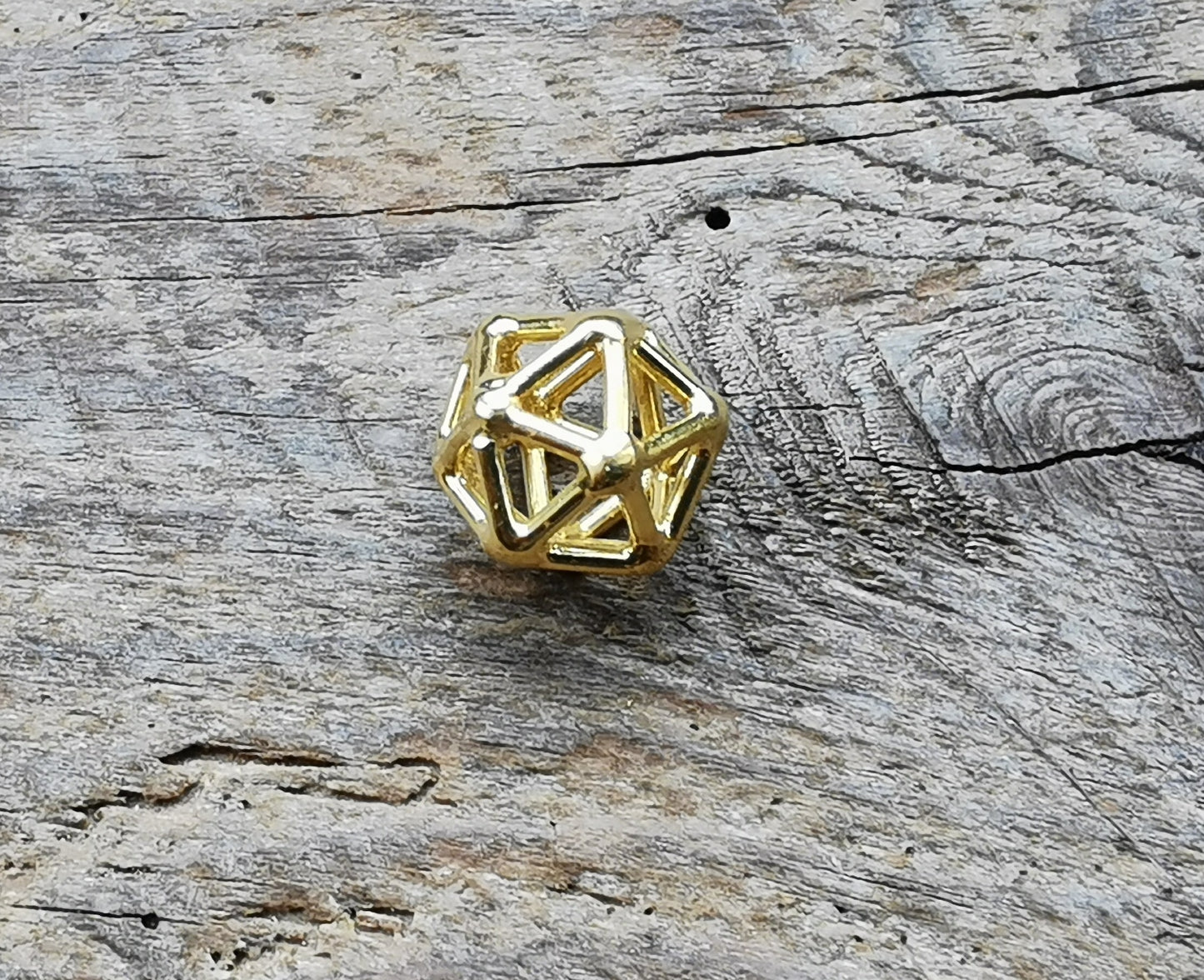 Ref.SZ0149 - Icosahedron