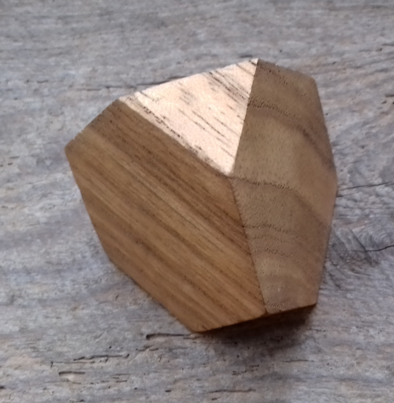Ref.SZ0091 - Iconic Pyra Sphere / Truncated Tetrahedron