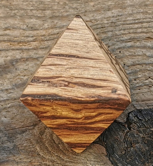 Ref.SZ0131 - Octahedron