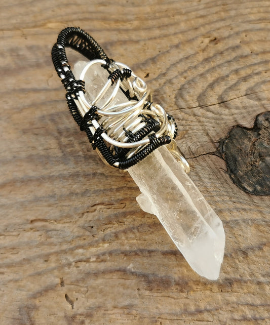 Ref.WW0043 - Quartz