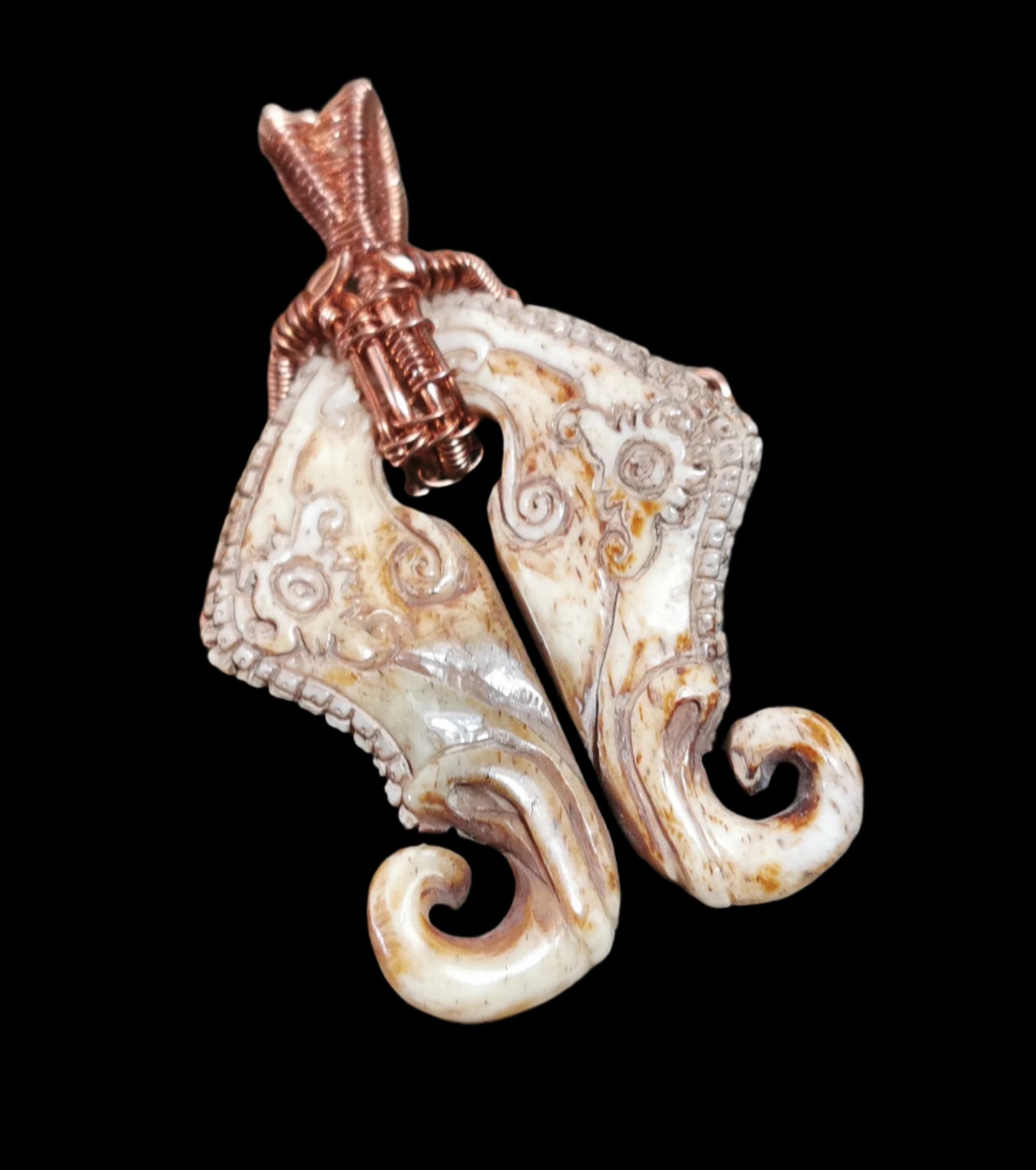 Ref.WW0077 - Yoni carving
