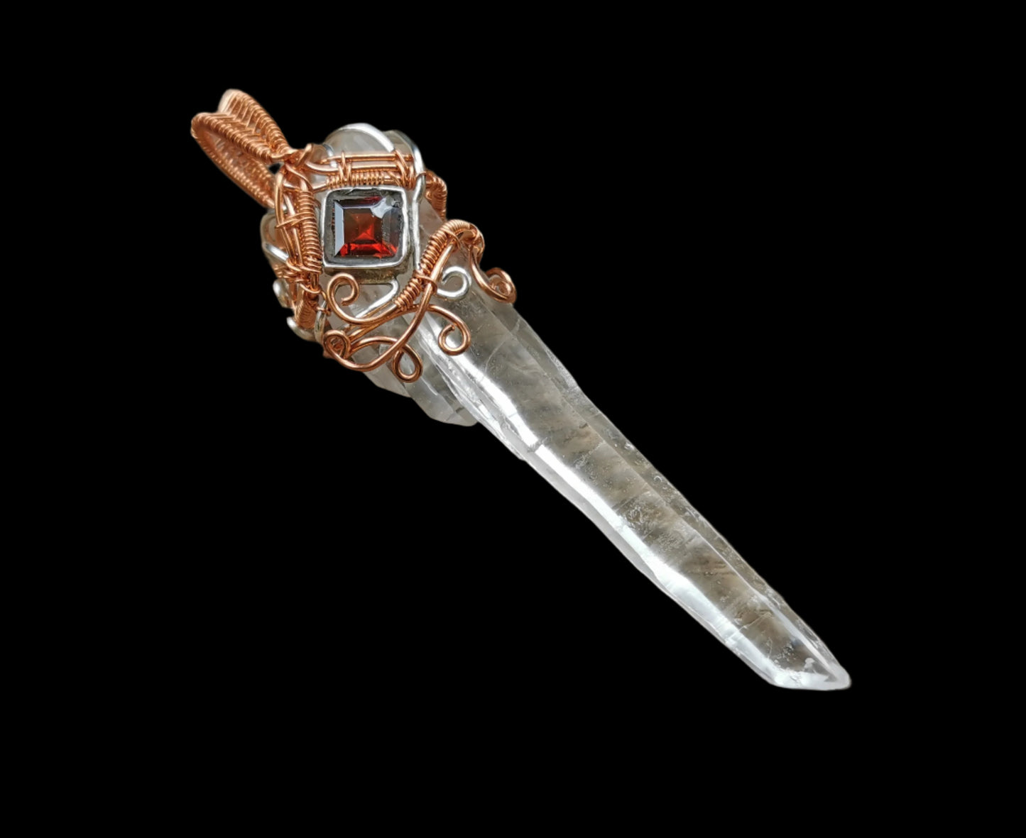 Ref.WW0090 - Garnet/laser quartz