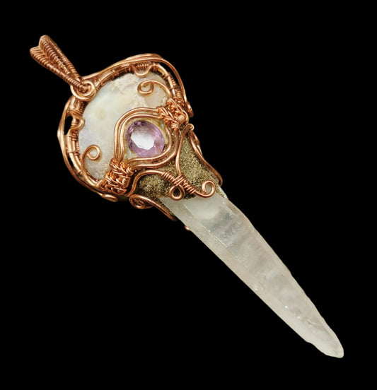 Ref.WW0109 - Amethyst/laser quartz/opalized clam shell