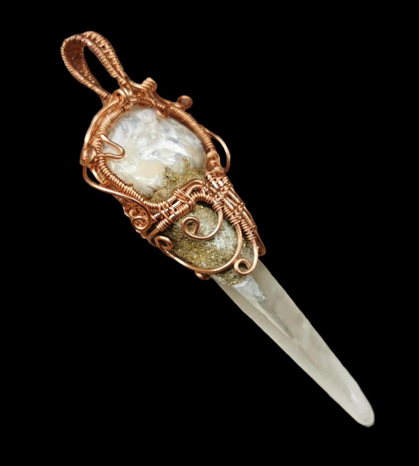 Ref.WW0109 - Amethyst/laser quartz/opalized clam shell