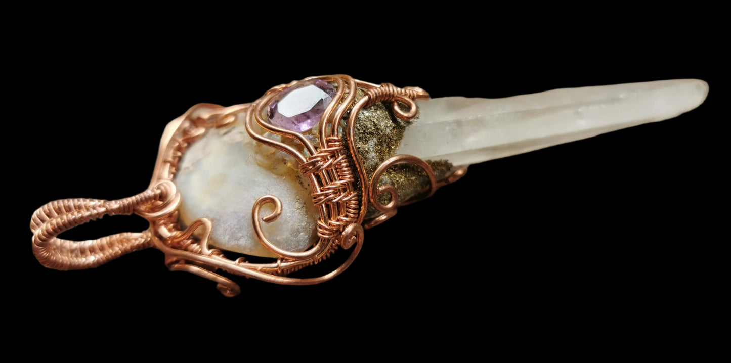 Ref.WW0109 - Amethyst/laser quartz/opalized clam shell