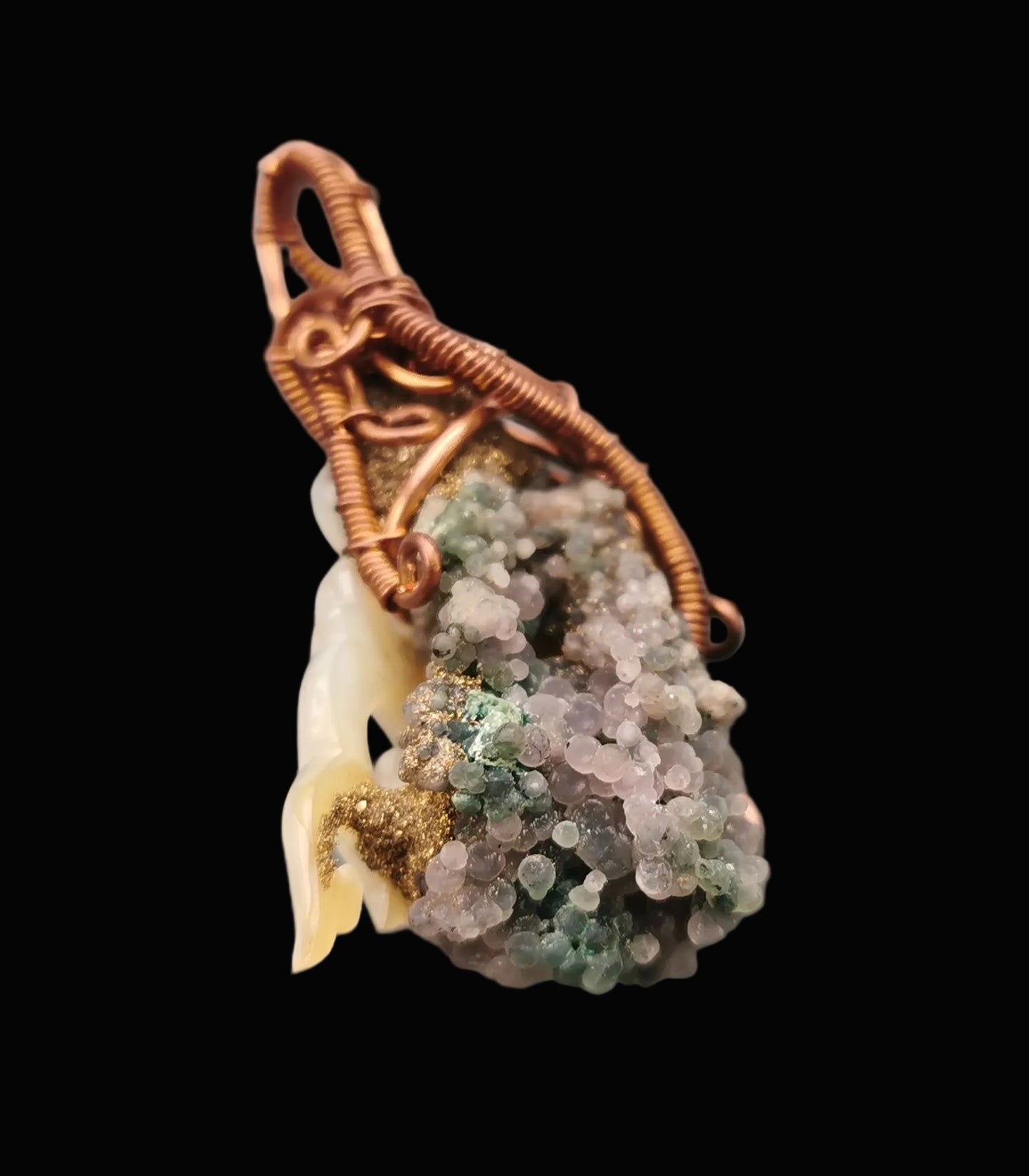 Ref.WW0149 - Grape agate yoni, opal, amethyst